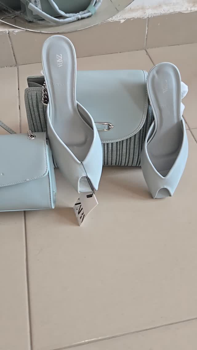 ZARA Mint Ice Blue Peep-Toe Mule Heels and Coordinating Handbag Set